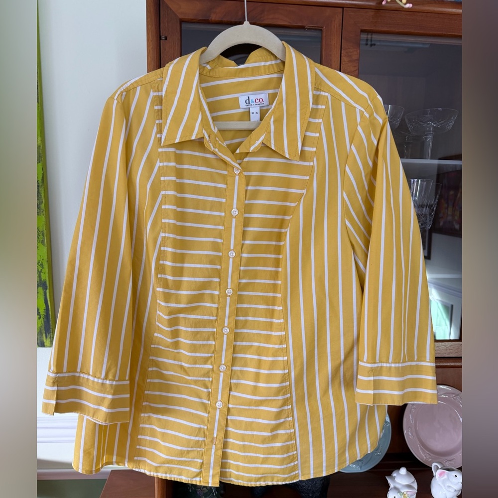 Denim & Co size XL stretch yellow striped collared shirt w/ 3/4 sleeve